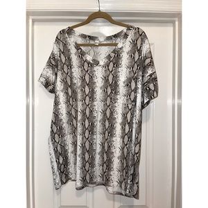 Snake skin print shirt by Flamingo size 2x